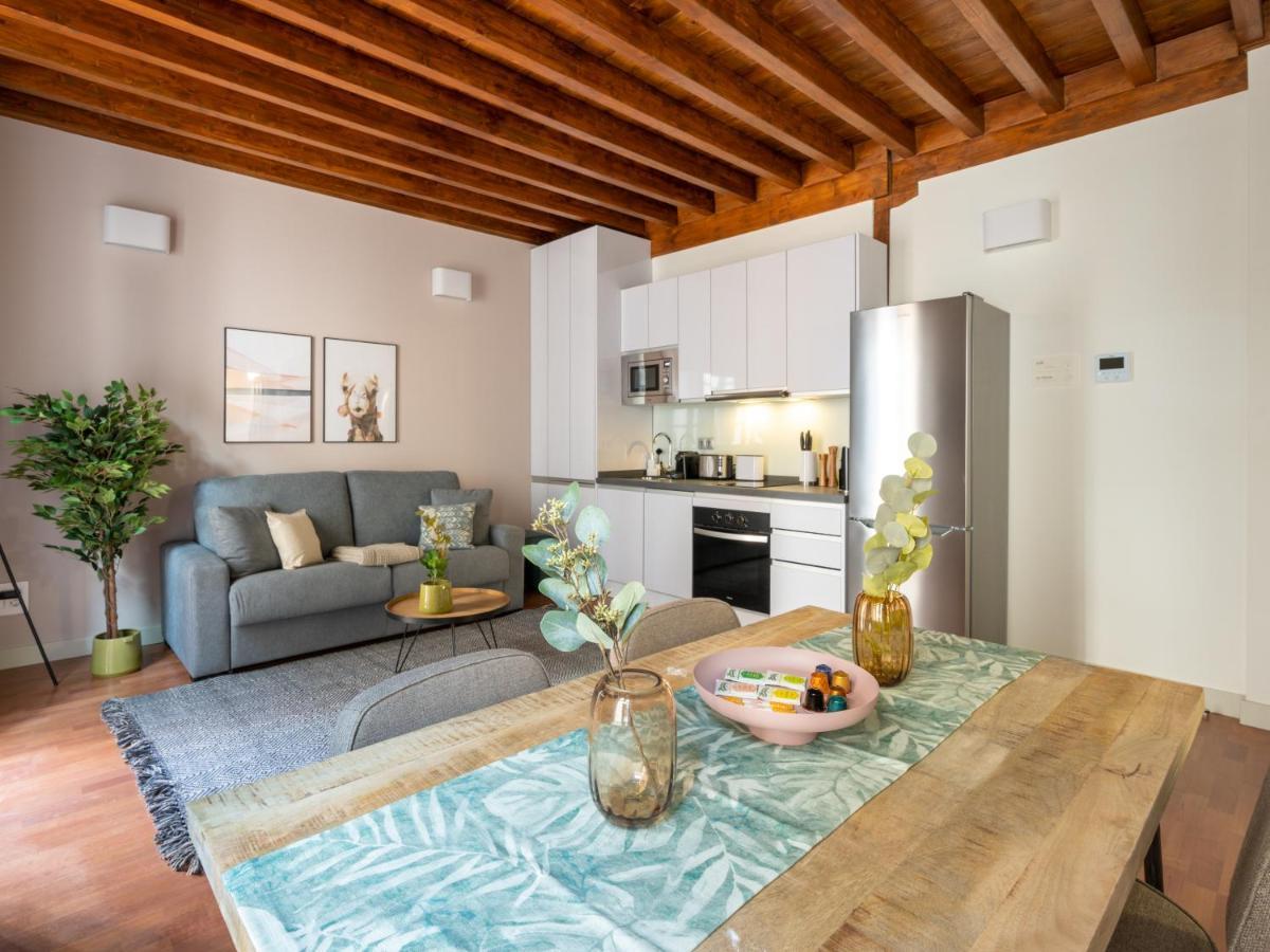 Limehome Granada Calle Mirasol Exterior photo