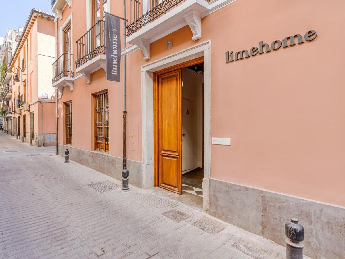 Limehome Granada Calle Mirasol Exterior photo