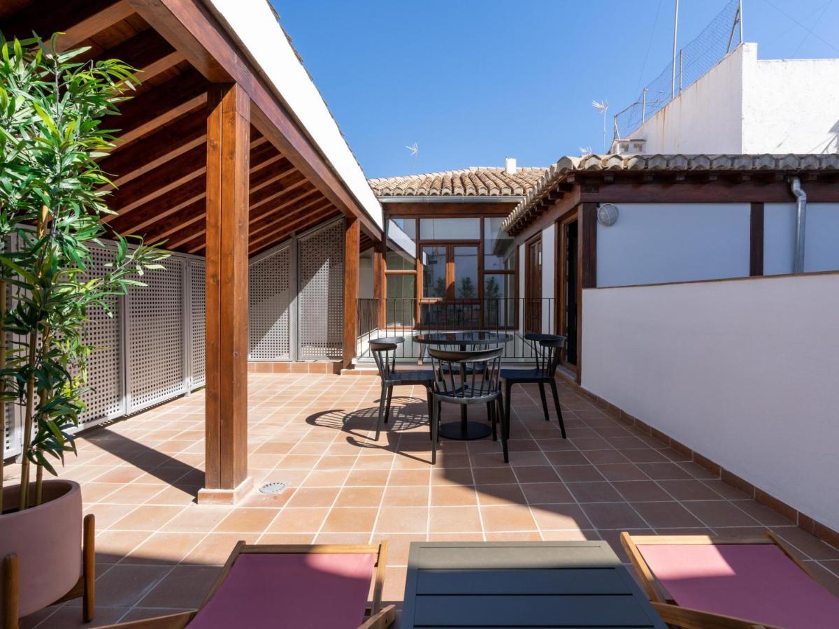 Limehome Granada Calle Mirasol Exterior photo