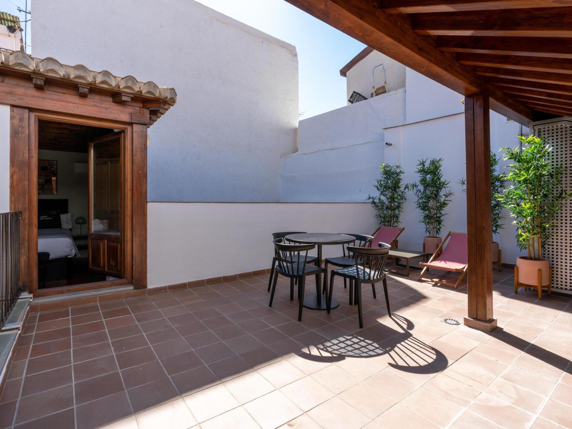 Limehome Granada Calle Mirasol Room photo